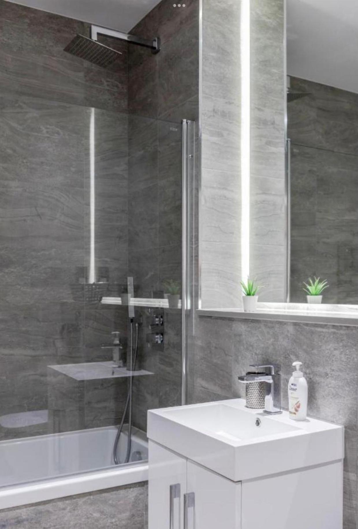 Maplewood Luxurious One-Bed Flat With Free Parking Hotell St Albans Exteriör bild